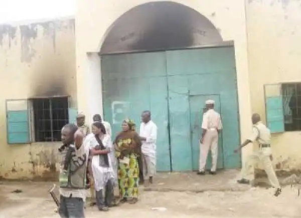 Nigerian Prison Inmates Protest Ban of Marijuana
